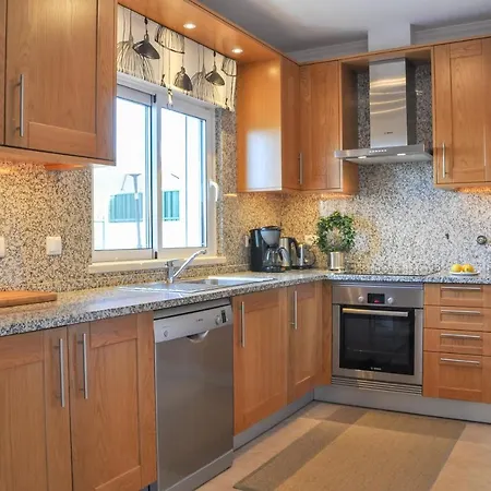 Vila Casa Christine - Charming 2br Townhouse W. Pool & Near Beach *