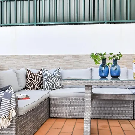 Casa Christine - Charming 2br Townhouse W. Pool & Near Beach Villa *